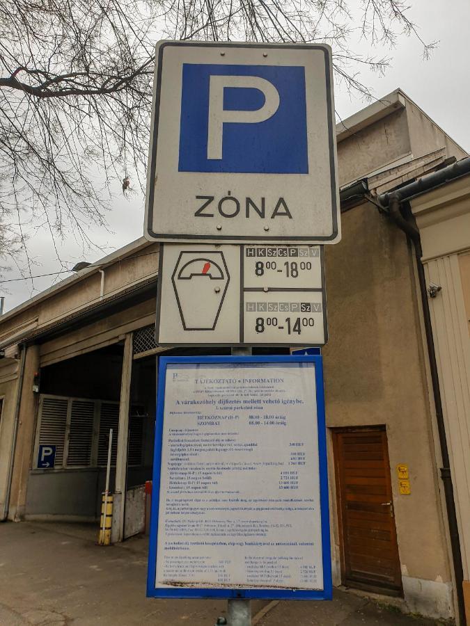 Aweshome City Apartment - 3 Bedrooms And Free Parking Debreczyn Zewnętrze zdjęcie