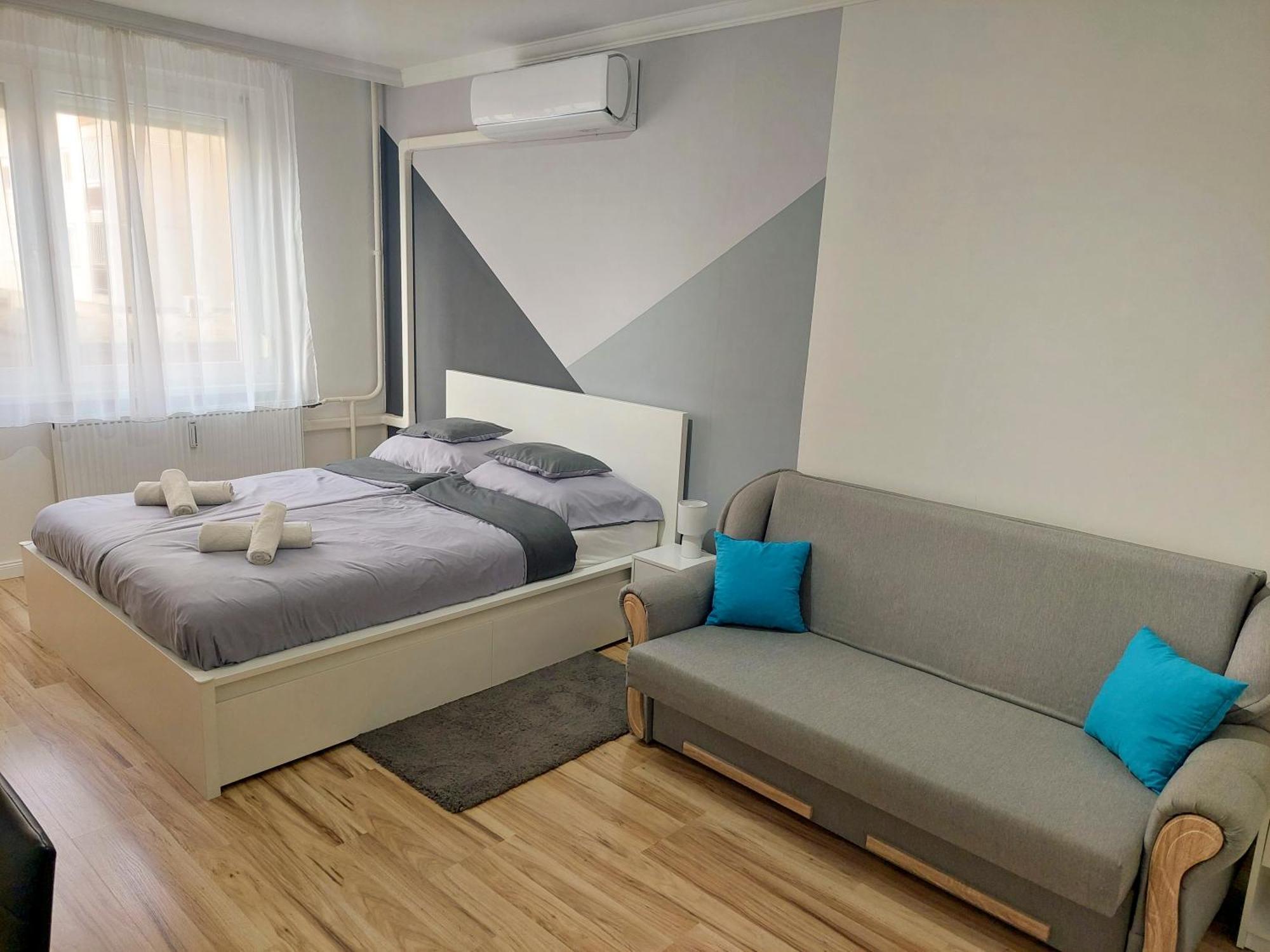 Aweshome City Apartment - 3 Bedrooms And Free Parking Debreczyn Zewnętrze zdjęcie