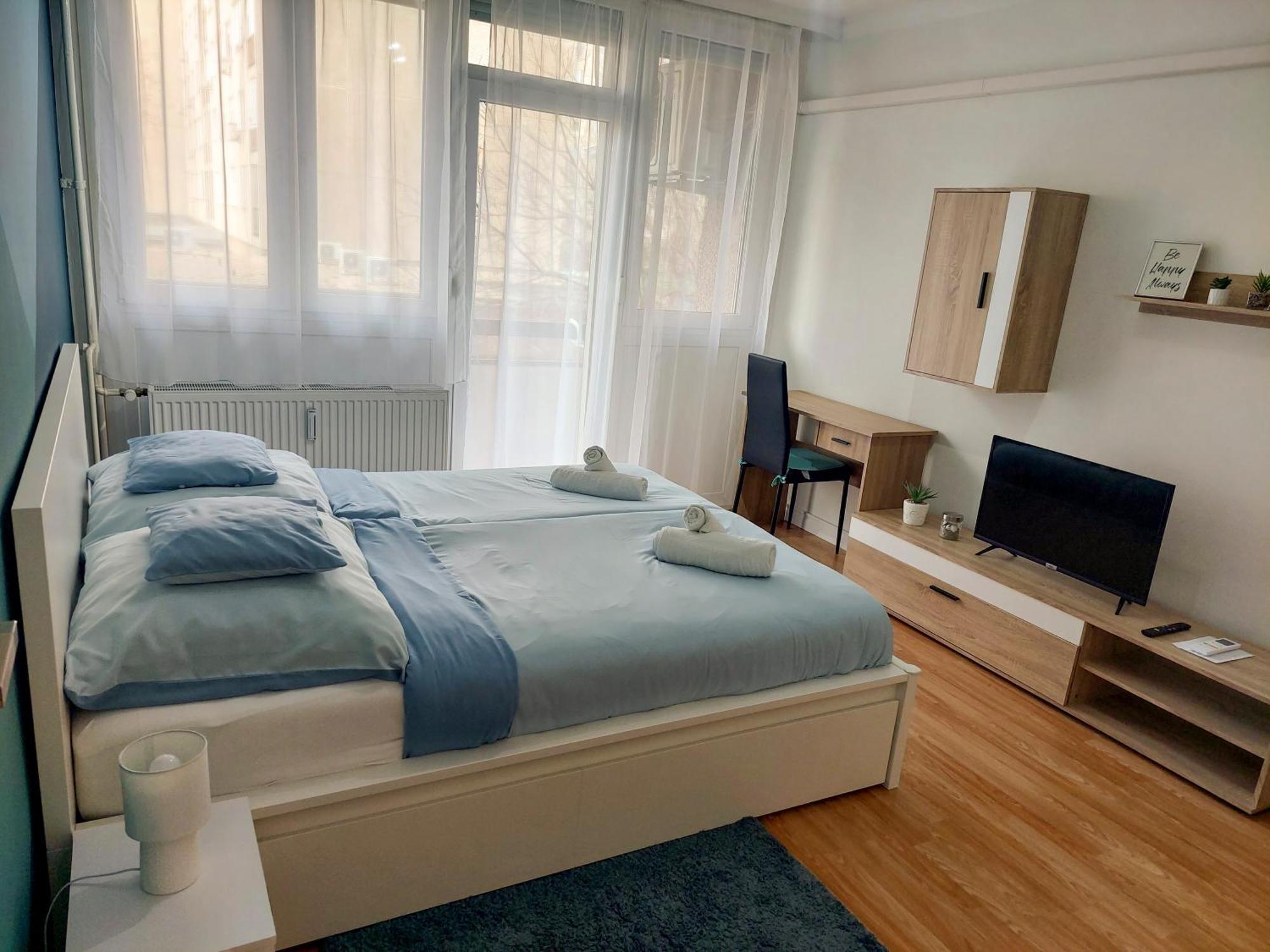 Aweshome City Apartment - 3 Bedrooms And Free Parking Debreczyn Zewnętrze zdjęcie